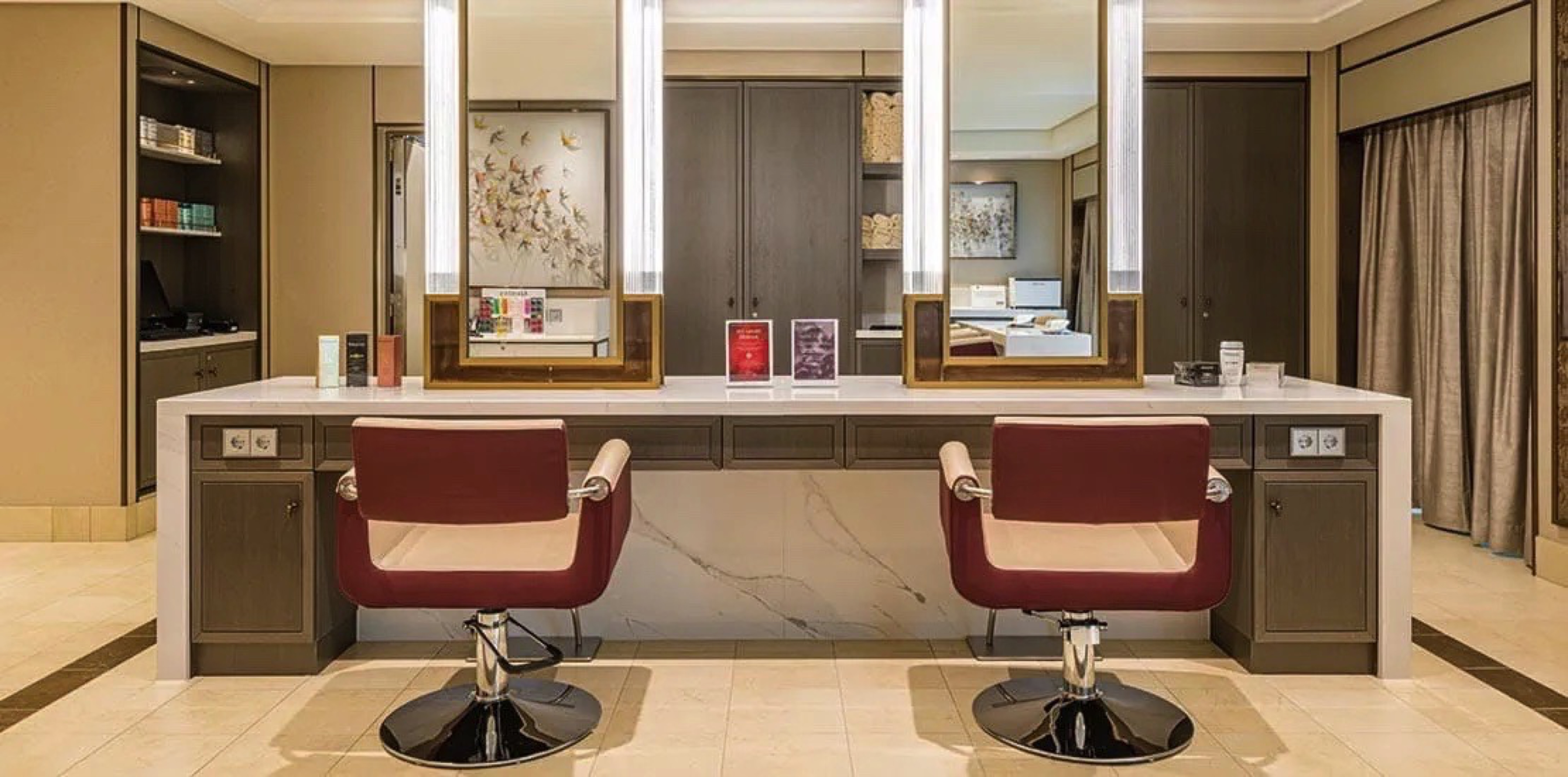 SAGA Cruises, Spirit of Discovery, The Salon 1.jpg